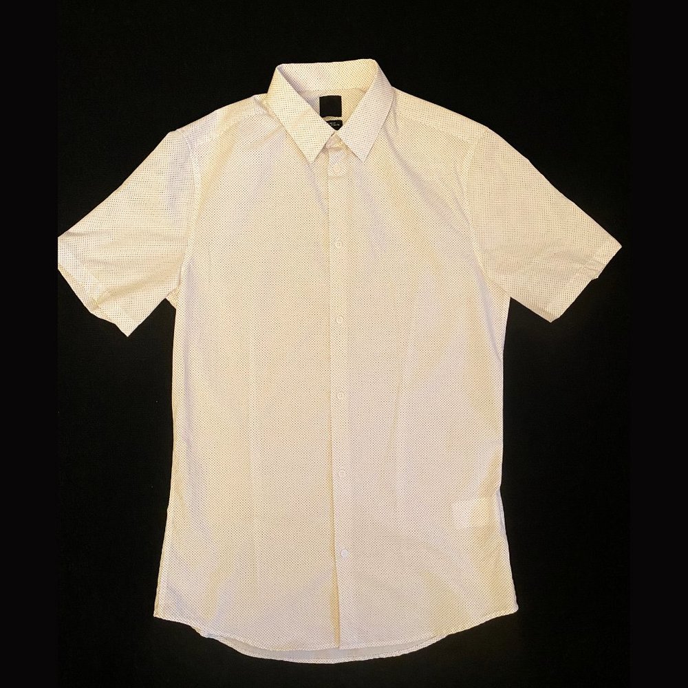 H&M DRESS SHIRT DOTS SMALL S SHORT SLEEVE
